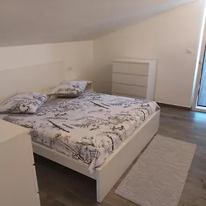  Apartment Popovic